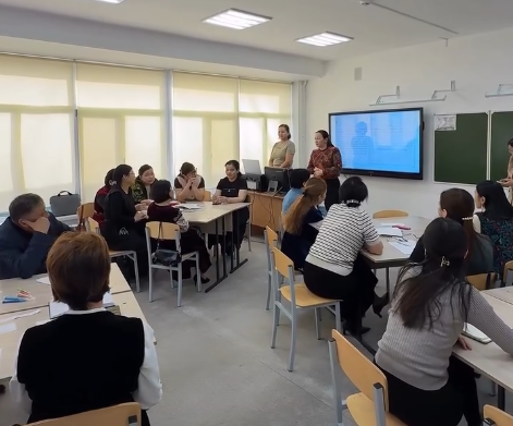 “Бағалау мен кері байланыстың сабақ сапасына әсері” тақырыбында мазмұнды семинар өтті