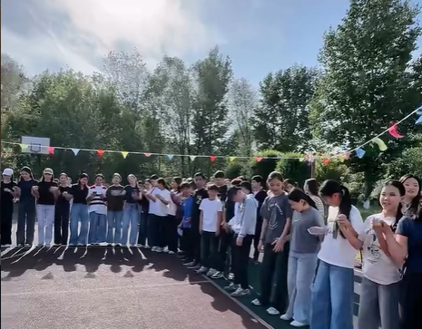 Тәрбиеленушілеріміздің «Бір үйдің баласындай» атты мерекелік шарасы
